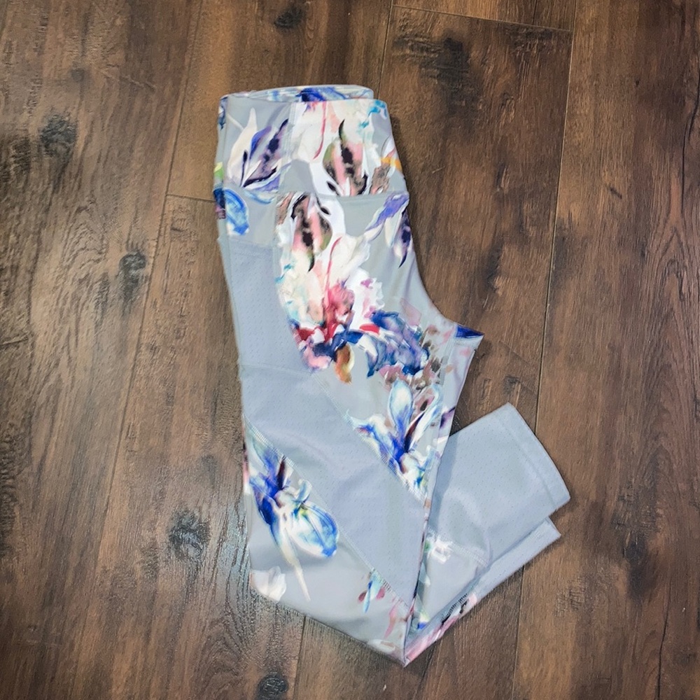 Avia Capri Spandex Leggings